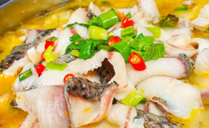 東一条老坛酸菜鱼